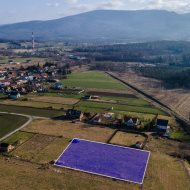 Działka na sprzedaż