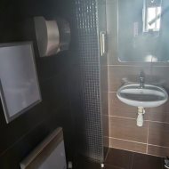 Lokal na sprzedaż