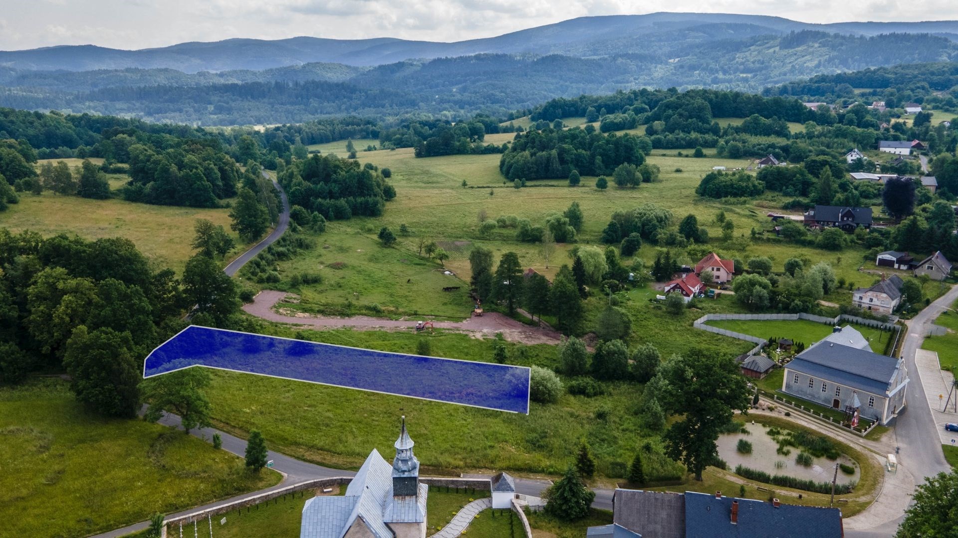 Działka na sprzedaż